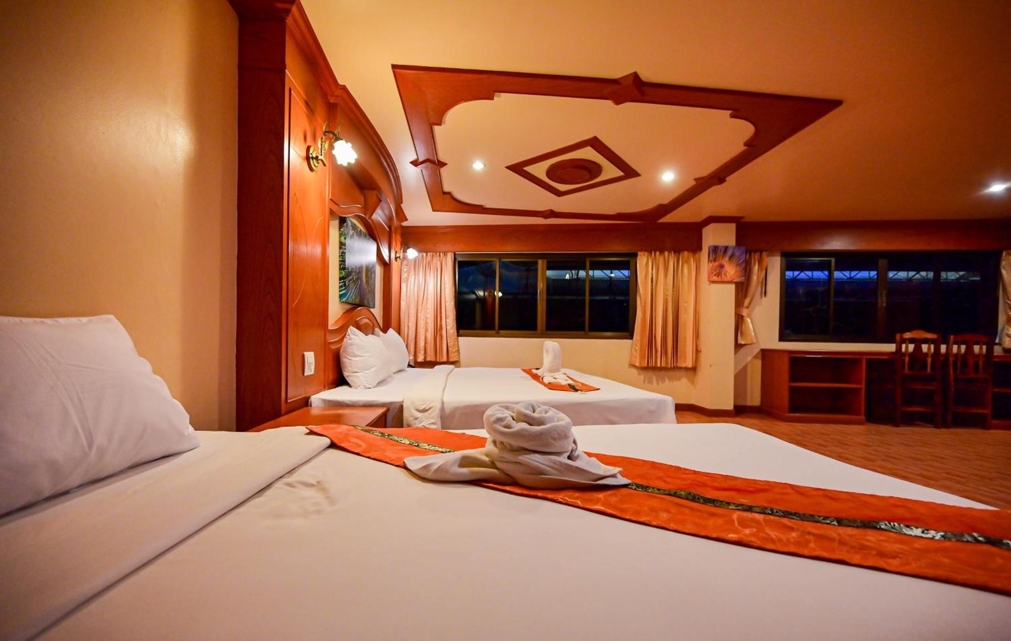 Complex Hotel Patong ภายนอก รูปภาพ