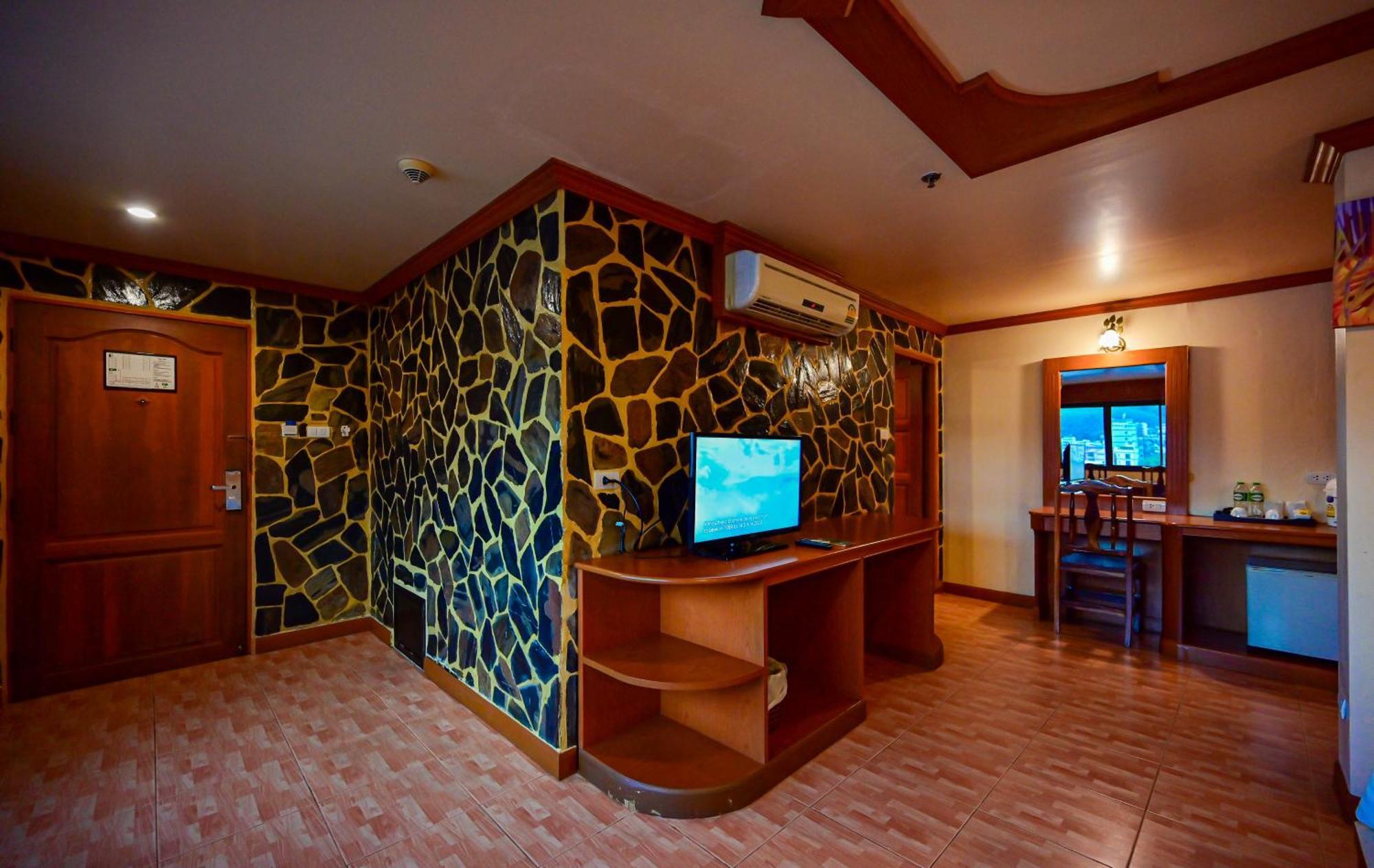 Complex Hotel Patong ภายนอก รูปภาพ