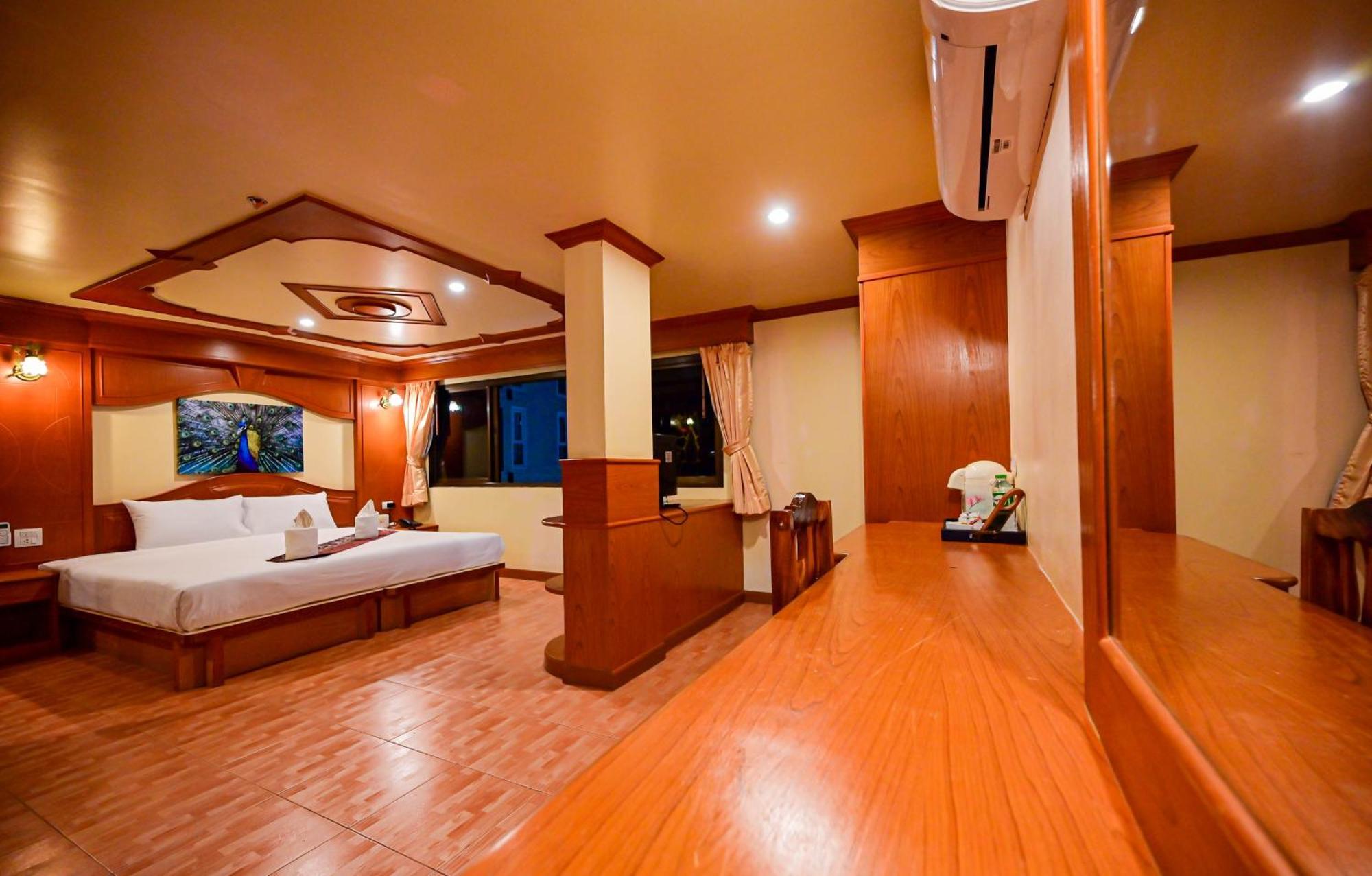 Complex Hotel Patong ภายนอก รูปภาพ
