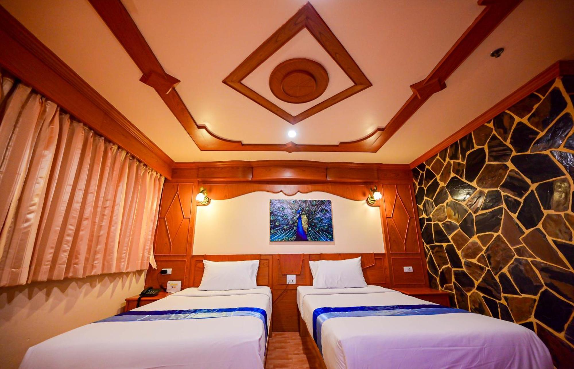 Complex Hotel Patong ภายนอก รูปภาพ